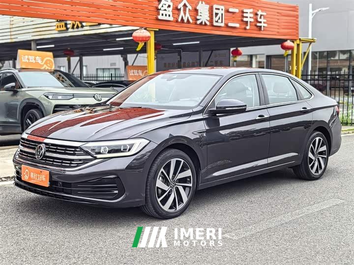 Volkswagen Sagitar 300TSI DSG Excellence Edition - автомобиль из Китая