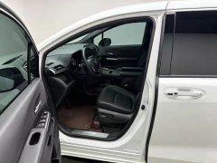 Toyota SIENNA 2.5L Hybrid Premium Edition - фото 11
