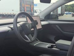 Tesla Model Y Edition - фото 9