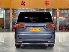 SAIC Roewe iMAX8 400TGI flagship version - фото 5