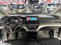 SAIC Roewe iMAX8 400TGI flagship version - фото 8