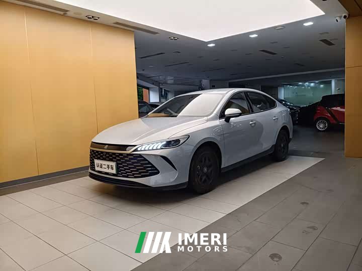 BYD Qin PLUS DM-i smart driving version 55KM leading - автомобиль из Китая
