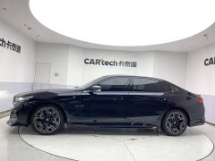 BMW 5 Series 530Li Exclusive M Sports Package - фото 8