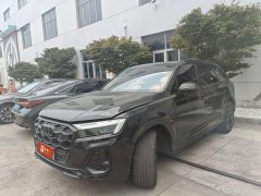 Audi Q7 45 TFSI quattro S line Black Edition - фото 1
