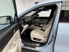 Li Auto ONE Extended-Range 6-Seater - фото 15