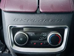 Ford Explorer EcoBoost 285 four-wheel drive titanium version 7 seats - фото 11