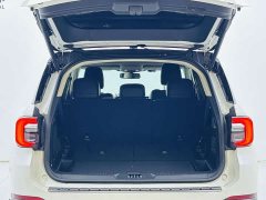 Ford Explorer EcoBoost 285 four-wheel drive titanium version 7 seats - фото 17