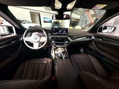 BMW 5 Series 2022 facelift 525Li M Sports Package - фото 6