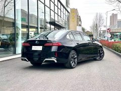 BMW 5 Series 530Li Exclusive M Sports Package - фото 3