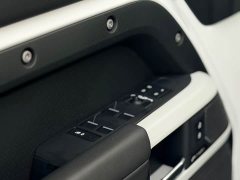 Land Rover Defender 2024 110 3.0T P400 X-DYNAMIC HSE - фото 10