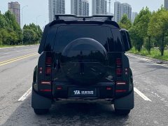 Land Rover Defender facelift 110 3.0T P400 Dark Special Edition - фото 6