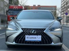 Lexus ES 2022 300h Luxury Edition - фото 2