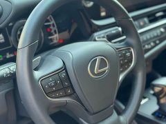 Lexus ES 2022 300h Luxury Edition - фото 7