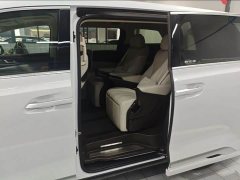 Denza D9 DM-i smart driving version 1020 four-wheel drive flagship - фото 12