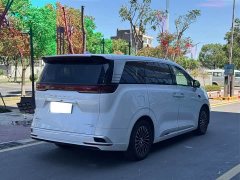 Denza D9 DM-i smart driving version 1020 four-wheel drive flagship - фото 6