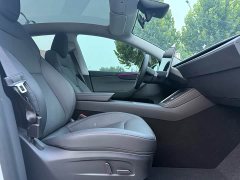 Tesla Model Y rear-wheel drive version - фото 10