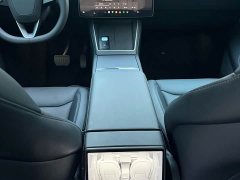 Tesla Model Y rear-wheel drive version - фото 12