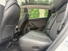 Tesla Model Y rear-wheel drive version - фото 12