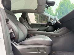 Tesla Model Y rear-wheel drive version - фото 9
