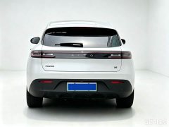 AITO Wenjie M5 extended-range rear-wheel drive standard version - фото 3
