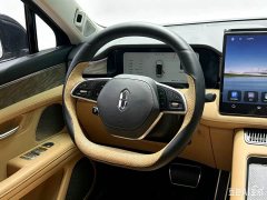 AITO Wenjie M5 extended-range rear-wheel drive standard version - фото 9