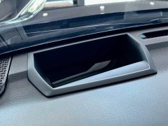 Sequoia 3.4L Plus Edition - фото 13