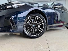BMW 5 Series 530Li Leading M Sports Package - фото 20