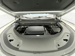 Li Auto Ideal L8 Pro - фото 12