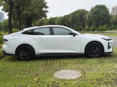 Changan UNI-V 1.5T Deluxe Version - фото 5