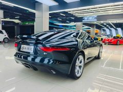 Jaguar F-TYPE P300 rear-wheel drive hardtop version - фото 7