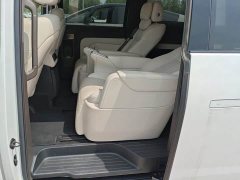 Li Auto Ideal MEGA Ultra - фото 10