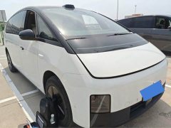 Li Auto Ideal MEGA Ultra - фото 2
