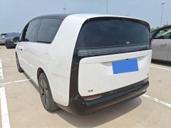 Li Auto Ideal MEGA Ultra - фото 3