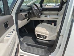 Li Auto Ideal MEGA Ultra - фото 9