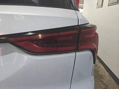 Changan CS75PLUS 1.5T automatic luxury - фото 8