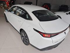 Changan Eado 2025 Blue Whale 1.5T 500Bar Premium Type - фото 5