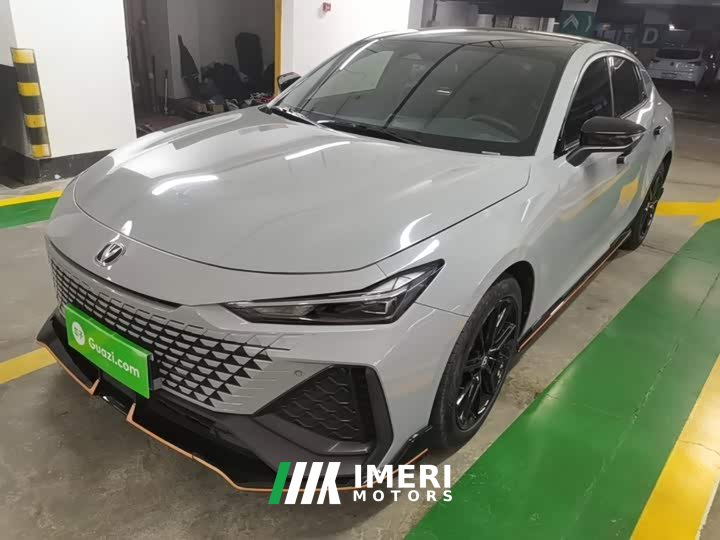 Changan UNI-V 2022 2.0T Speed Edition - автомобиль из Китая