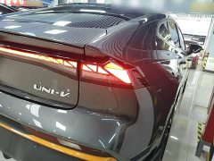 Changan UNI-V 2024 1.5T noble sports - фото 8