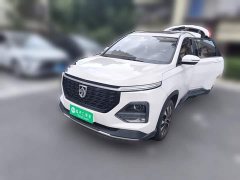 Baojun 530 1.5T CVT Distinguished Interconnected Edition 7-Seat - фото 2