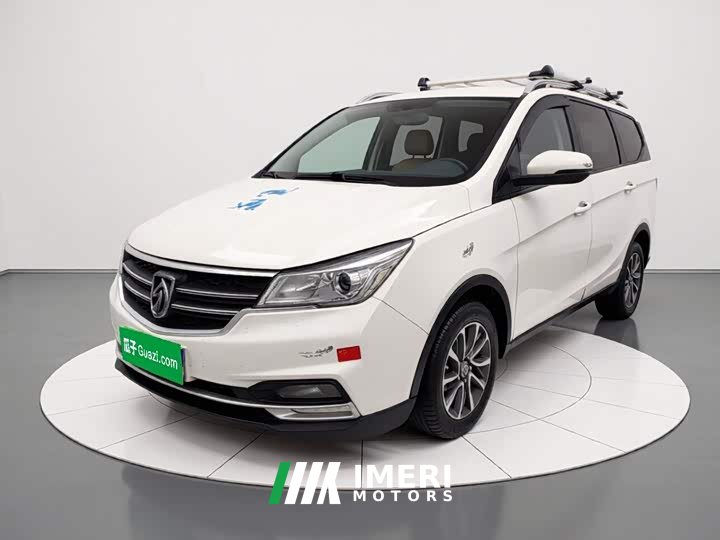 Baojun 730 1.5L manual fashion 7 seats - автомобиль из Китая