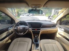 Baojun 730 1.5L Manual Value Edition 7-Seater China VI - фото 12