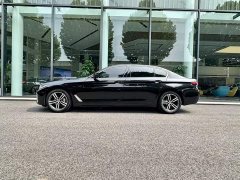 BMW 5 530Li Version Luxury - фото 3
