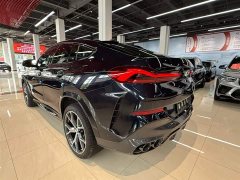 BMW X6 xDrive40i Deluxe Version M - фото 9