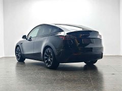 Tesla Model Y 2022 Refresh RWD - фото 4
