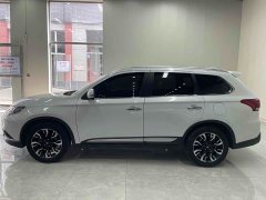 Outlander 2020 2.4L four-wheel drive exclusive version, 5 seats - фото 5