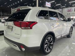 Outlander 2020 2.4L four-wheel drive exclusive version, 5 seats - фото 8