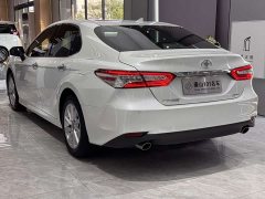 Toyota Camry 2021 2.0G Luxury Edition - фото 9