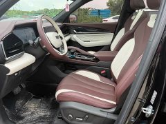 Geely Xingyue L 2.0TD high-power automatic two-wheel drive cloud version - фото 2