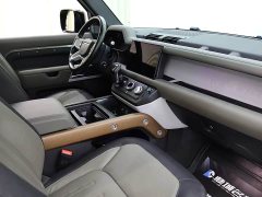Land Rover 90 2.0T P300 X-DYNAMIC HSE - фото 6