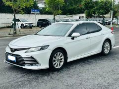 Toyota Camry 2.0G Luxury Edition - фото 1